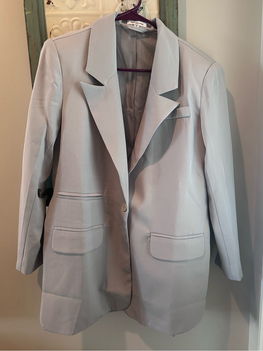 Classic Light Gray Single-Button Women’s Blazer Jacket